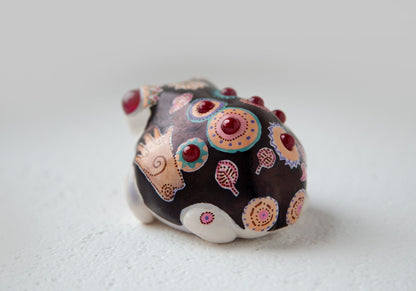 Hand painted in african style ornament weird frog doll sculpture, farmhouse decor figurine