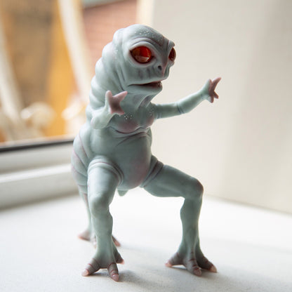 Enfield Horror, cryptid creature from Illinois state, weird sculpture of urban legend character