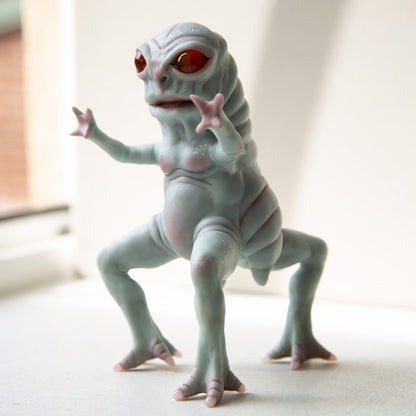 Enfield Horror, cryptid creature from Illinois state, weird sculpture of urban legend character