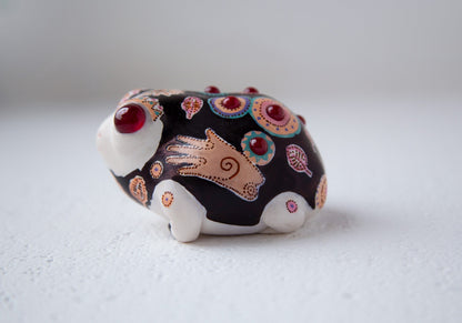 Hand painted in african style ornament weird frog doll sculpture, farmhouse decor figurine